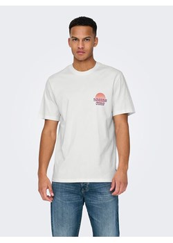 ONLY &amp; SONS Koszulka w kolorze białym ze sklepu Limango Polska w kategorii T-shirty męskie - zdjęcie 173649478