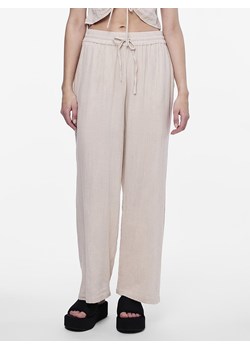 Pieces Spodnie w kolorze kremowym ze sklepu Limango Polska w kategorii Spodnie damskie - zdjęcie 173649547