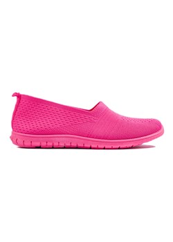 Shelvt Różowe sportowe obuwie slip on ze sklepu ButyModne.pl w kategorii Buty sportowe damskie - zdjęcie 173656839