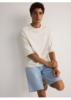 Reserved - Gładki T-shirt oversize - złamana biel ze sklepu Reserved w kategorii T-shirty męskie - zdjęcie 173659069
