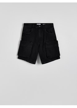 Reserved - Jeansowe szorty cargo - czarny ze sklepu Reserved w kategorii Spodenki męskie - zdjęcie 173668287