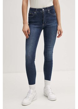Calvin Klein Jeans jeansy damskie kolor granatowy J20J223650 ze sklepu ANSWEAR.com w kategorii Jeansy damskie - zdjęcie 173669179