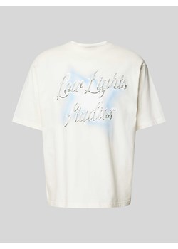 T-shirt o kroju oversized z nadrukiem z logo model ‘CHROMATIC’ ze sklepu Peek&Cloppenburg  w kategorii T-shirty męskie - zdjęcie 173672208