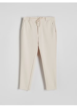 Reserved - Spodnie chino slim fit - złamana biel ze sklepu Reserved w kategorii Spodnie męskie - zdjęcie 173676447