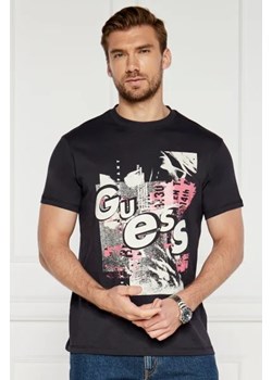 GUESS T-shirt ABSTRACT | Regular Fit ze sklepu Gomez Fashion Store w kategorii T-shirty męskie - zdjęcie 173677395