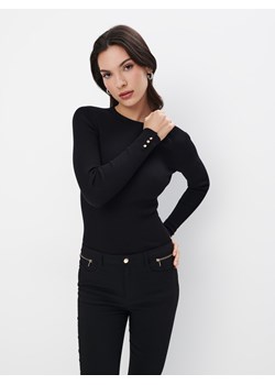 Mohito - Dopasowany czarny sweter - czarny ze sklepu Mohito w kategorii Swetry damskie - zdjęcie 173681128