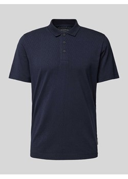 Koszulka polo o kroju regular fit z detalem z logo ze sklepu Peek&Cloppenburg  w kategorii T-shirty męskie - zdjęcie 173688099