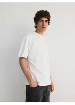 Reserved - T-shirt relaxed fit - złamana biel ze sklepu Reserved w kategorii T-shirty męskie - zdjęcie 173693057
