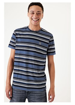Garcia Koszulka w kolorze granatowo-niebieskim ze sklepu Limango Polska w kategorii T-shirty męskie - zdjęcie 173697669