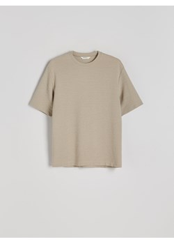 Reserved - T-shirt boxy z bawełną - beżowy ze sklepu Reserved w kategorii T-shirty męskie - zdjęcie 173698258