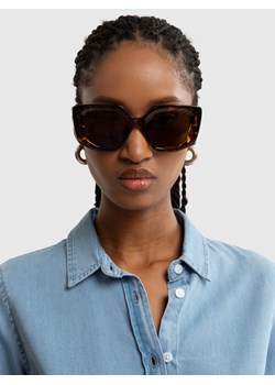Okulary przeciwsłoneczne damskie brązowe Aroni 803 ze sklepu Big Star w kategorii Okulary przeciwsłoneczne damskie - zdjęcie 173700355