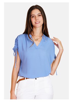 ASSUILI Koszulka w kolorze błękitnym ze sklepu Limango Polska w kategorii Bluzki damskie - zdjęcie 173701946