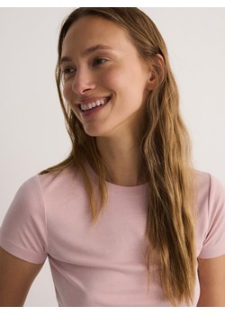 Reserved - Prążkowany t-shirt z modalem - pastelowy róż ze sklepu Reserved w kategorii Bluzki damskie - zdjęcie 173708769