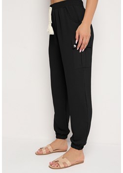 Czarne Spodnie z Wysokim Stanem i Gumką w Pasie Nellandre ze sklepu Born2be Odzież w kategorii Spodnie damskie - zdjęcie 173709357