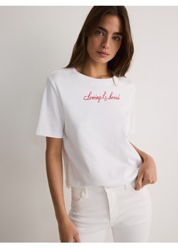 Reserved - T-shirt z nadrukiem - biały ze sklepu Reserved w kategorii Bluzki damskie - zdjęcie 173711106