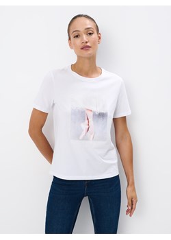 Mohito - T-shirt z nadrukiem - biały ze sklepu Mohito w kategorii Bluzki damskie - zdjęcie 173712778
