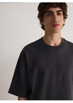 Reserved - Gładki T-shirt oversize - ciemnoszary ze sklepu Reserved w kategorii T-shirty męskie - zdjęcie 173725326