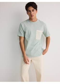 Reserved - T-shirt comfort z kieszonką - jasnozielony ze sklepu Reserved w kategorii T-shirty męskie - zdjęcie 173725456