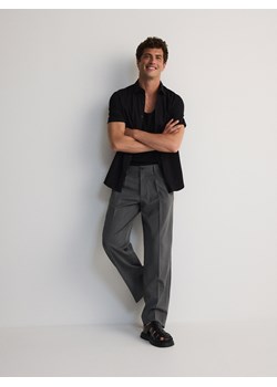 Reserved - Gładka koszula slim fit - czarny ze sklepu Reserved w kategorii Koszule męskie - zdjęcie 173725608