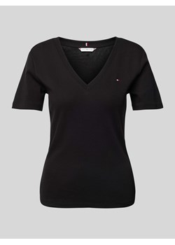 T-shirt z dekoltem w serek model ‘NEW SLIM CODY’ ze sklepu Peek&Cloppenburg  w kategorii Bluzki damskie - zdjęcie 173728928