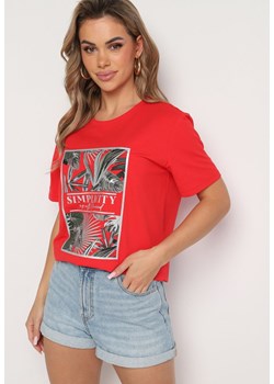 Czerwony Bawełniany T-shirt z Roślinnym Nadrukiem Relifea ze sklepu Born2be Odzież w kategorii Bluzki damskie - zdjęcie 173731498
