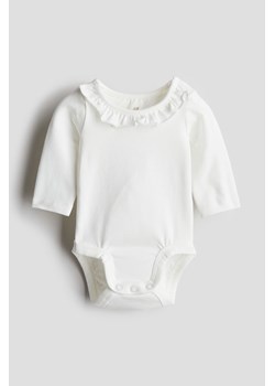 H & M - Bawełniane body z falbankowym kołnierzykiem - Biały ze sklepu H&M w kategorii Odzież dla niemowląt - zdjęcie 173739346