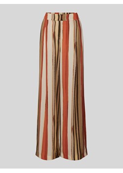 Spodnie materiałowe z szerokimi nogawkami i wpuszczanymi kieszeniami ze sklepu Peek&Cloppenburg  w kategorii Spodnie damskie - zdjęcie 173739539