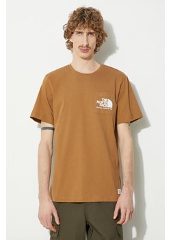The North Face t-shirt bawełniany M Berkeley California Pocket S/S Tee męski kolor brązowy z nadrukiem NF0A87U21731 ze sklepu PRM w kategorii T-shirty męskie - zdjęcie 173745467