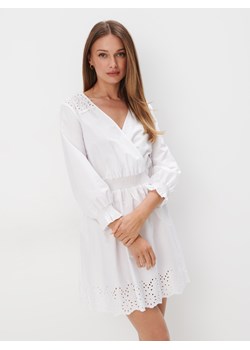 Mohito - Bawełniana sukienka mini - biały ze sklepu Mohito w kategorii Sukienki - zdjęcie 173749618