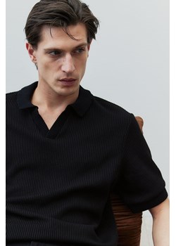 H & M - Top polo z dzianiny w prążki Regular Fit - Czarny ze sklepu H&M w kategorii T-shirty męskie - zdjęcie 173760229