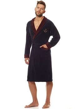 Elegancki szlafrok męski granatowy 9102, Kolor granatowy, Rozmiar 2XL, L&L - id: 187777 - marki L&L - 173762618 Elegancki szlafrok męski granatowy 9102, Kolor granatowy, Rozmiar 2XL, L&L ze sklepu Intymna w kategorii Szlafroki męskie - zdjęcie 173762618