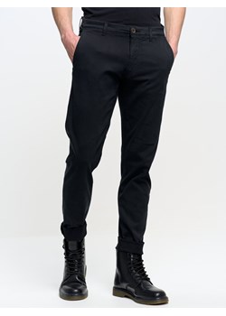 Spodnie chinosy męskie czarne Tomy 907 ze sklepu Big Star w kategorii Spodnie męskie - zdjęcie 173763178