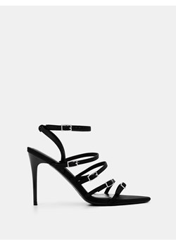 Mohito - Czarne sandały na szpilce - czarny ze sklepu Mohito w kategorii Sandały damskie - zdjęcie 173764819