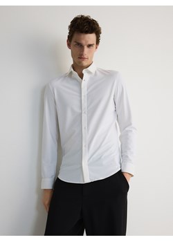 Reserved - Gładka koszula slim fit - biały ze sklepu Reserved w kategorii Koszule męskie - zdjęcie 173772105