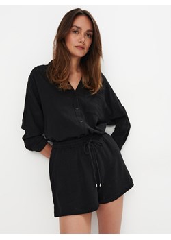 Mohito - Bawełniana czarna koszula z haftem - czarny ze sklepu Mohito w kategorii Koszule damskie - zdjęcie 173774225