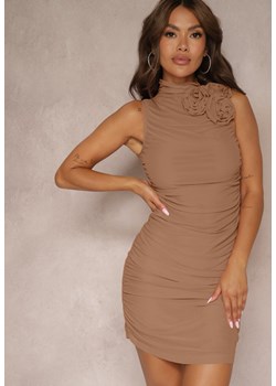 Beżowa Sukienka Typu Bodycon z Ozdobnymi Marszczeniami i Aplikacją 3D w Kształcie Kwiatu Galnea ze sklepu Renee odzież w kategorii Sukienki - zdjęcie 173776149