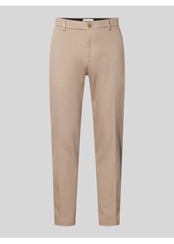Spodnie materiałowe o kroju tapered fit ze szlufkami na pasek model ‘AJEND’ ze sklepu Peek&Cloppenburg  w kategorii Spodnie męskie - zdjęcie 173779825