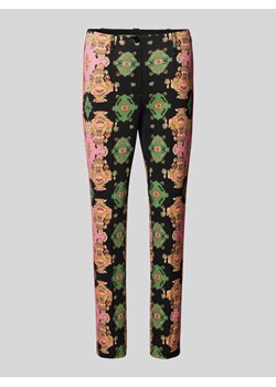 Spodnie materiałowe skrócone z zakładkami w pasie model ‘Sydney’ ze sklepu Peek&Cloppenburg  w kategorii Spodnie damskie - zdjęcie 173780148
