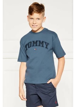 Tommy Hilfiger T-shirt | Regular Fit ze sklepu Gomez Fashion Store w kategorii T-shirty chłopięce - zdjęcie 173781729