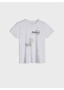 Sinsay - Koszulka z nadrukiem - szary ze sklepu Sinsay w kategorii T-shirty chłopięce - zdjęcie 173784646