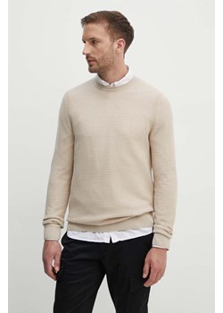 Joop! sweter bawełniany kolor beżowy lekki 30042404 ze sklepu ANSWEAR.com w kategorii Swetry męskie - zdjęcie 173788026