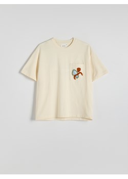 Reserved - T-shirt boxy z kieszonką - beżowy ze sklepu Reserved w kategorii T-shirty męskie - zdjęcie 173791966