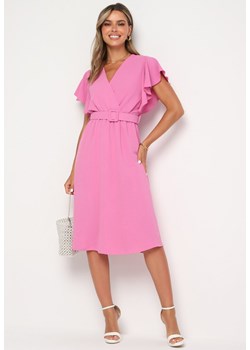 Różowa  Sukienka z Kopertowym Dekoltem i Paskiem Sizue ze sklepu Born2be Odzież w kategorii Sukienki - zdjęcie 173793048