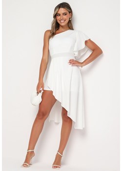 Biała Koktajlowa Sukienka Asymetryczna na Jedno Ramię z Falbankami Vimilora ze sklepu Born2be Odzież w kategorii Sukienki - zdjęcie 173793055