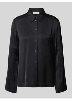 Bluzka koszulowa z nakładaną kieszenią na piersi ze sklepu Peek&Cloppenburg  w kategorii Koszule damskie - zdjęcie 173796266