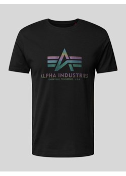 T-shirt z nadrukiem z logo model ‘Rainbow’ ze sklepu Peek&Cloppenburg  w kategorii T-shirty męskie - zdjęcie 173796667