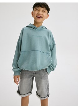 Reserved - Jeansowe szorty jogger - jasnoszary ze sklepu Reserved w kategorii Spodenki chłopięce - zdjęcie 173800199