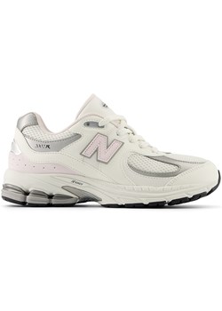 Buty dziecięce New Balance GC2002PN – białe ze sklepu New Balance Poland w kategorii Buty sportowe dziecięce - zdjęcie 173803939