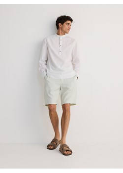 Reserved - Koszula regular ze stójką - biały ze sklepu Reserved w kategorii Koszule męskie - zdjęcie 173808929