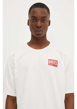 Diesel t-shirt bawełniany T-BOXT-Q15 męski kolor biały z nadrukiem A15012.0AKAK ze sklepu ANSWEAR.com w kategorii T-shirty męskie - zdjęcie 173811898